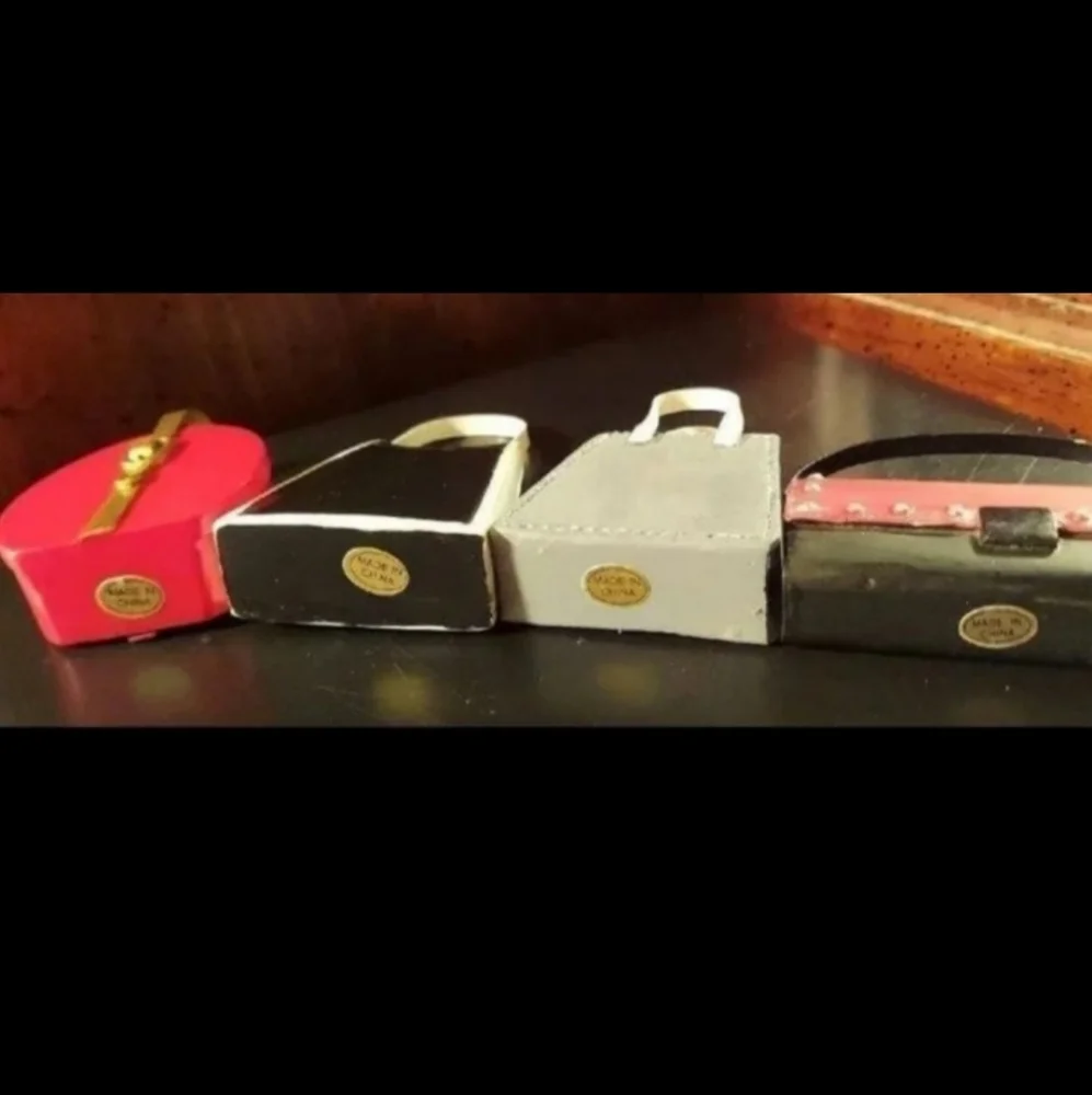 VINTAGE EXQUISITE HANDBAG ORNAMENTS SET 4 CHIC RARE NWT!